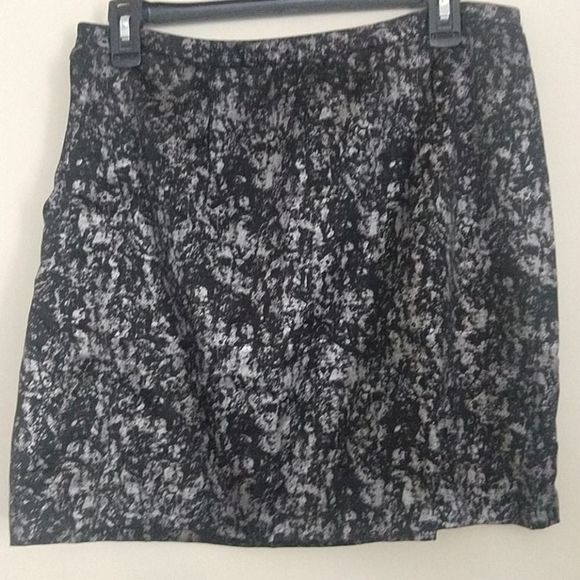 Silence + Noise Urban Outfitters Zipper Cinched Party Skirt - Picture 6 of 8